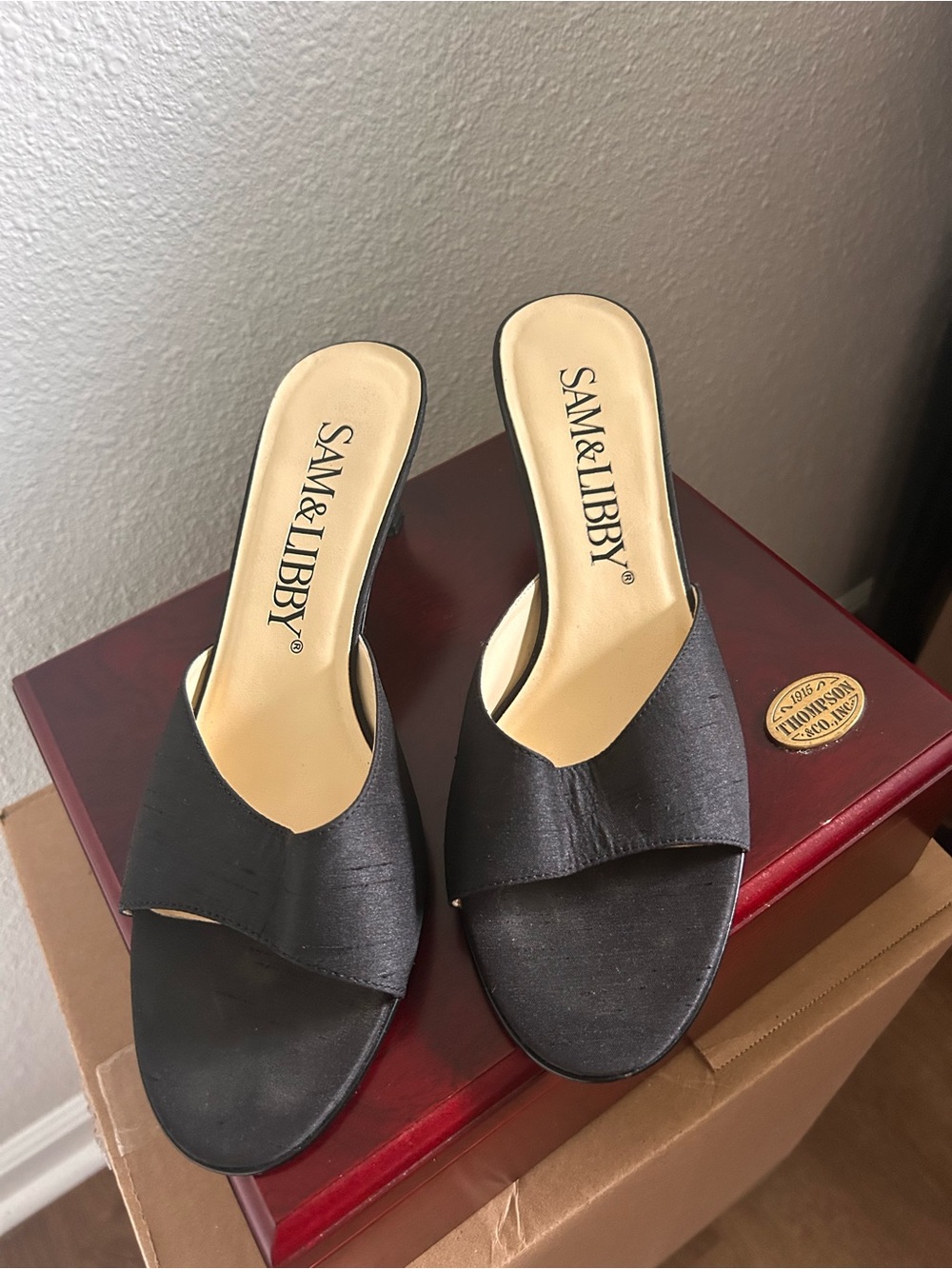 Sam & Libby Black Open-Toe Slide Mules
